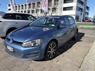 2016 Volkswagen Golf - Thumbnail