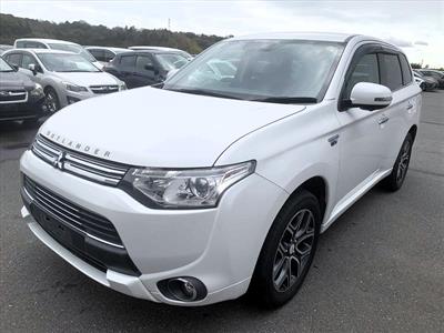 2015 Mitsubishi OUTLANDER - Thumbnail