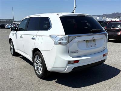 2014 Mitsubishi OUTLANDER - Thumbnail