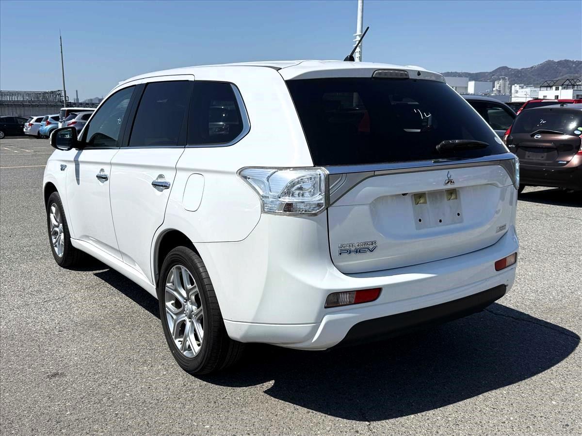 2014 Mitsubishi OUTLANDER