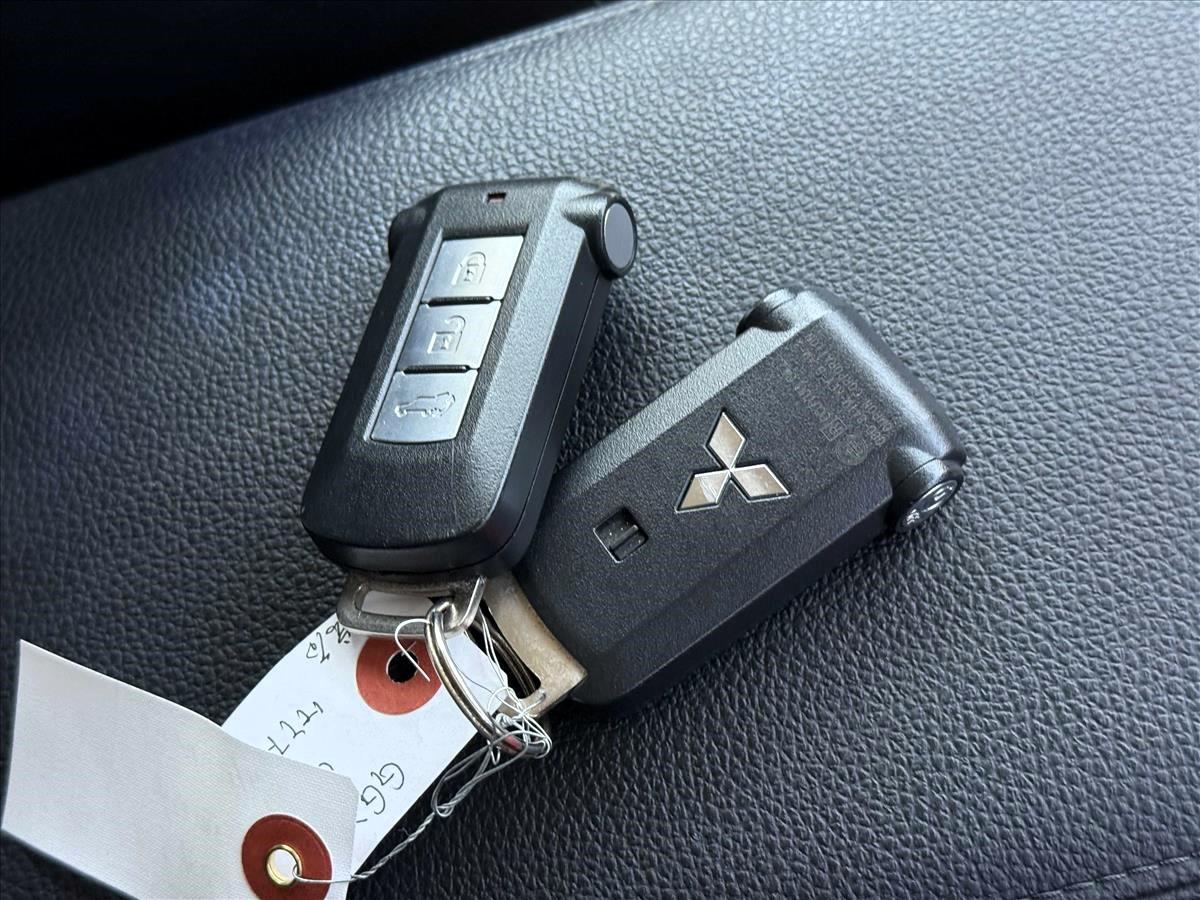 2014 Mitsubishi OUTLANDER