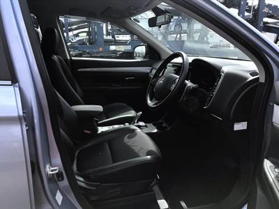 2014 Mitsubishi OUTLANDER - Thumbnail