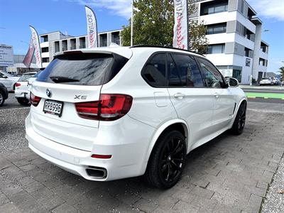 2017 BMW X5 - Thumbnail