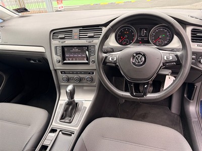 2013 Volkswagen Golf - Thumbnail