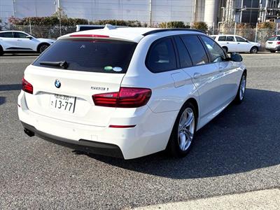 2017 BMW 523i - Thumbnail