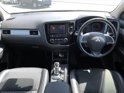 2014 Mitsubishi OUTLANDER - Thumbnail