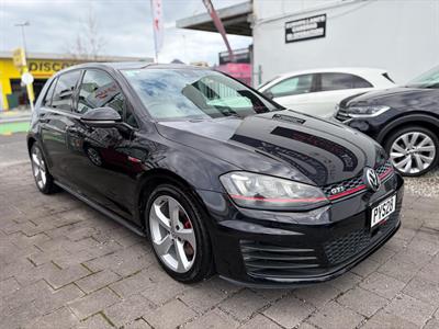 2013 Volkswagen Golf - Thumbnail