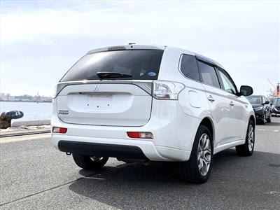 2013 Mitsubishi OUTLANDER - Thumbnail