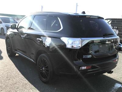 2015 Mitsubishi OUTLANDER - Thumbnail
