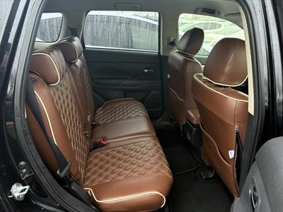 2015 Mitsubishi OUTLANDER - Thumbnail