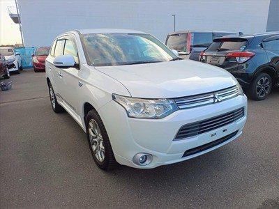 2014 Mitsubishi OUTLANDER - Thumbnail