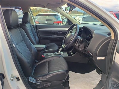 2014 Mitsubishi OUTLANDER - Thumbnail