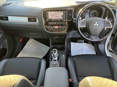 2014 Mitsubishi OUTLANDER - Thumbnail