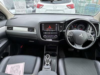 2013 Mitsubishi OUTLANDER - Thumbnail