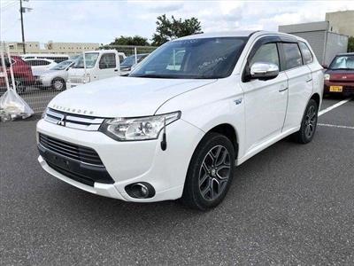 2015 Mitsubishi OUTLANDER - Thumbnail