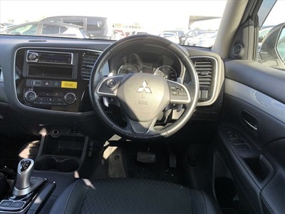 2014 Mitsubishi OUTLANDER - Thumbnail