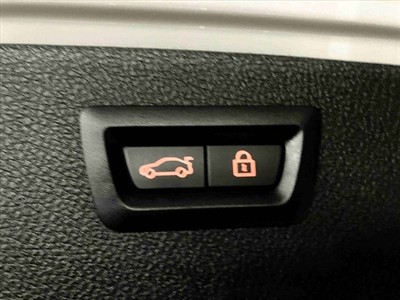 2018 BMW 320i - Thumbnail