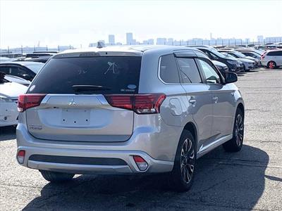 2018 Mitsubishi OUTLANDER - Thumbnail