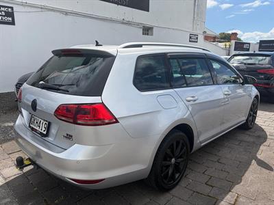 2014 Volkswagen Golf - Thumbnail