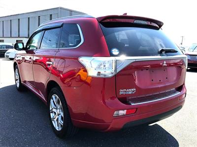 2014 Mitsubishi OUTLANDER - Thumbnail