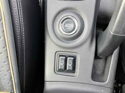 2014 Mitsubishi OUTLANDER - Thumbnail