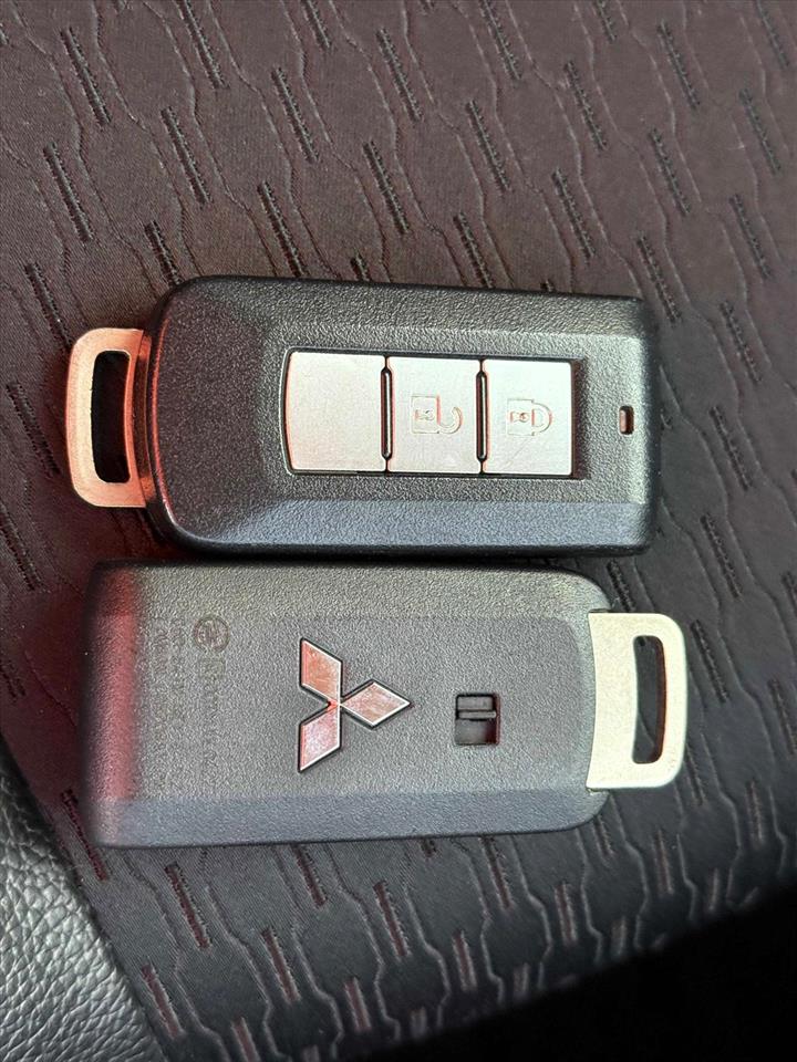 2014 Mitsubishi OUTLANDER