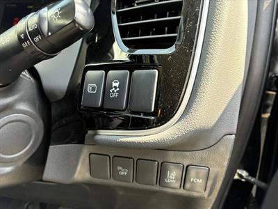 2014 Mitsubishi OUTLANDER - Thumbnail