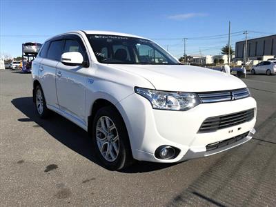 2014 Mitsubishi OUTLANDER - Thumbnail