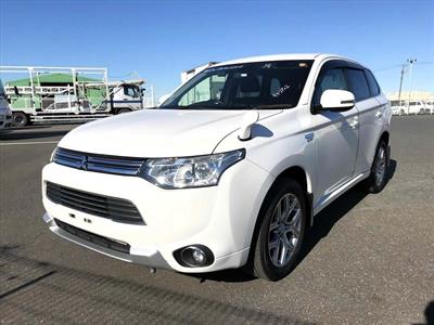 2014 Mitsubishi OUTLANDER - Thumbnail
