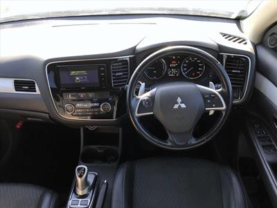 2014 Mitsubishi OUTLANDER - Thumbnail