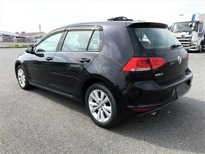 2013 Volkswagen Golf - Thumbnail