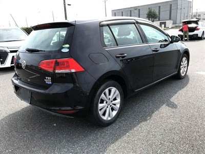 2013 Volkswagen Golf - Thumbnail