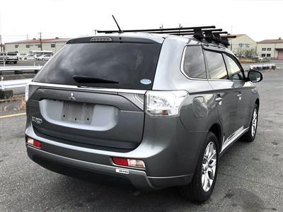 2014 Mitsubishi OUTLANDER - Thumbnail