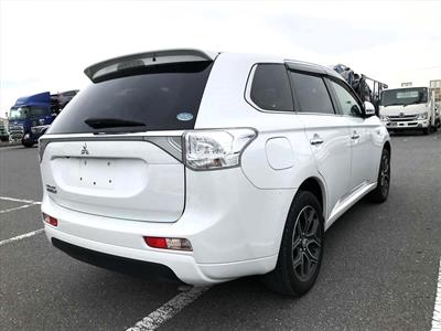 2015 Mitsubishi OUTLANDER - Thumbnail