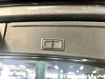 2017 Audi A4 - Thumbnail