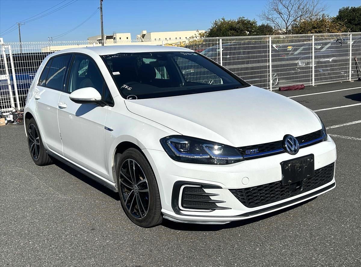 2018 Volkswagen Golf