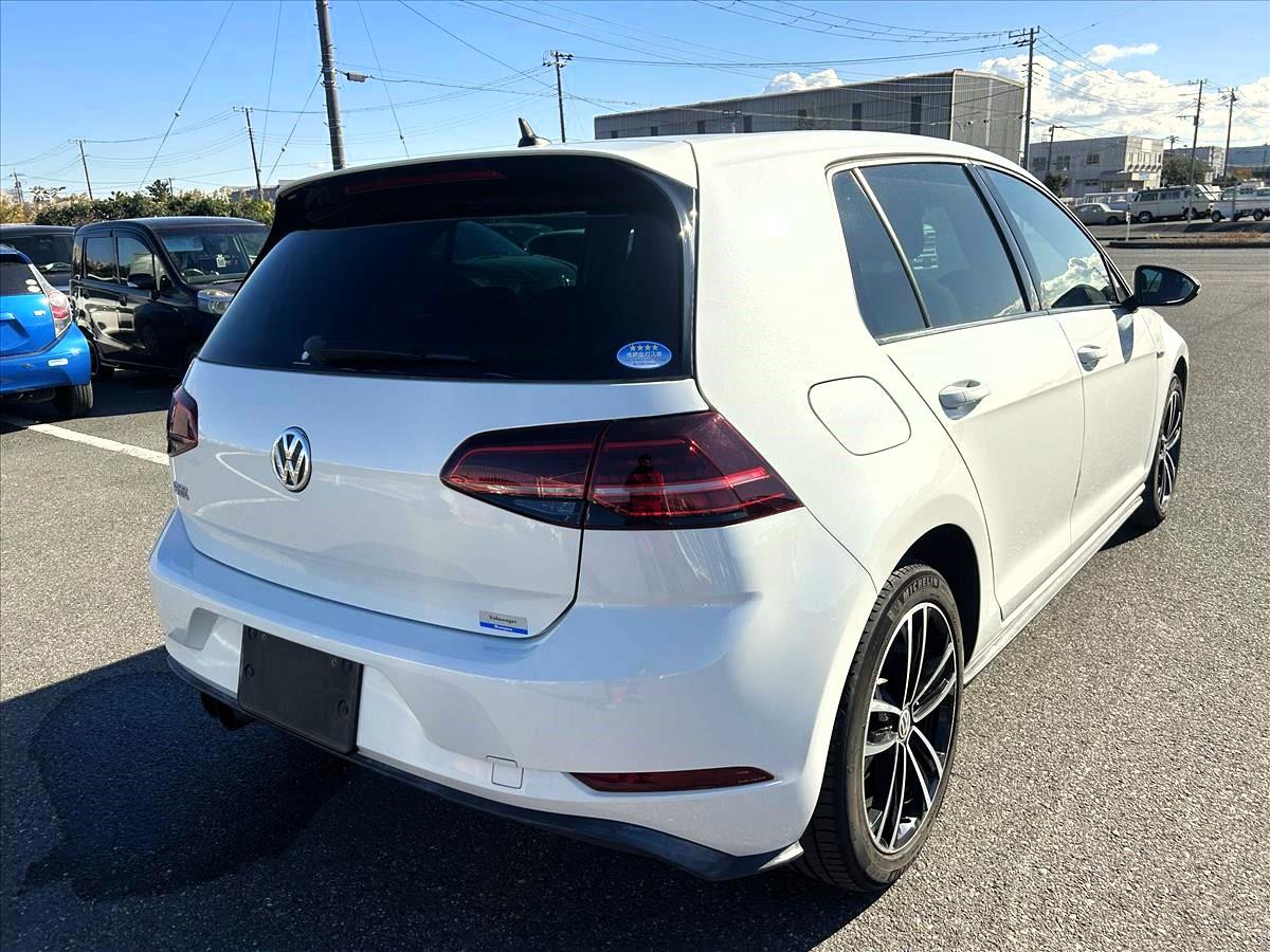 2018 Volkswagen Golf