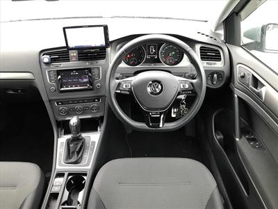 2013 Volkswagen Golf - Thumbnail