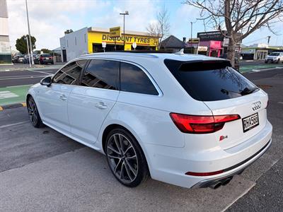 2017 Audi S4 - Thumbnail