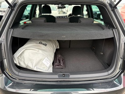 2015 Volkswagen Golf - Thumbnail