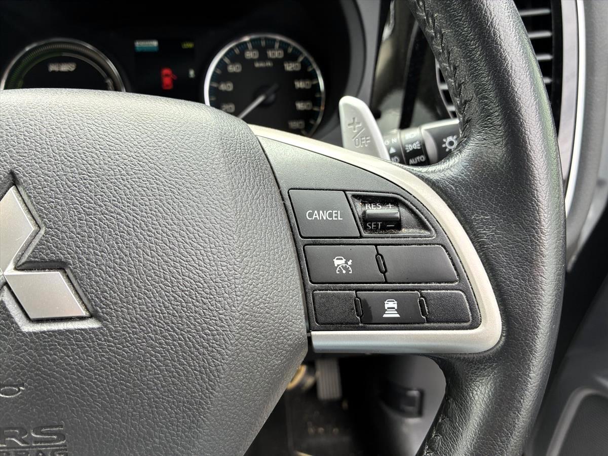 2015 Mitsubishi OUTLANDER