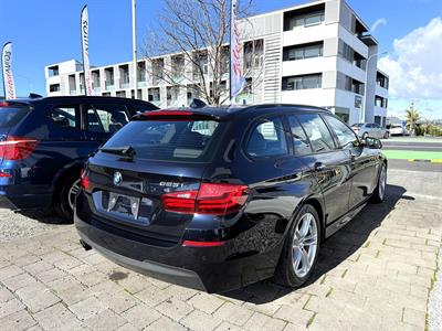 2017 BMW 523i - Thumbnail