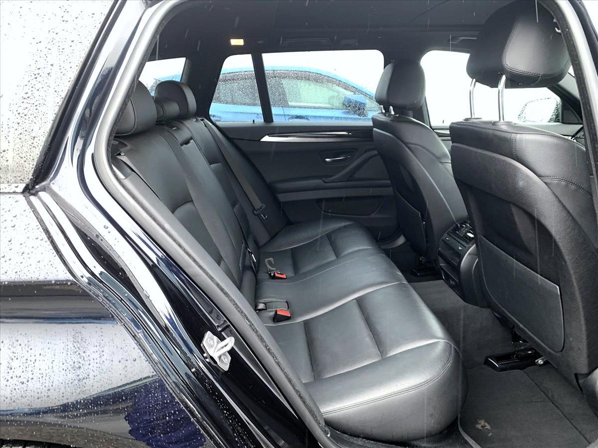 2017 BMW 523i