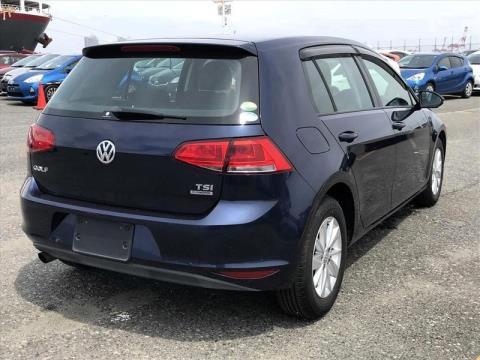 2013 Volkswagen Golf - Thumbnail