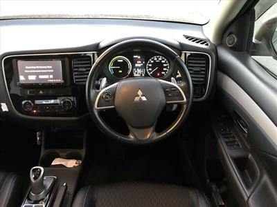 2013 Mitsubishi OUTLANDER - Thumbnail