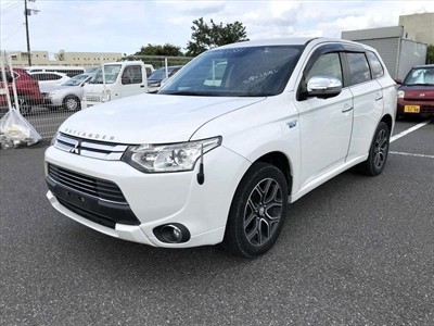 2015 Mitsubishi OUTLANDER - Thumbnail