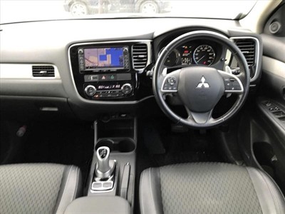 2015 Mitsubishi OUTLANDER - Thumbnail