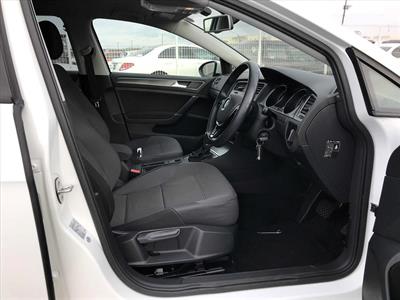 2014 Volkswagen Golf - Thumbnail