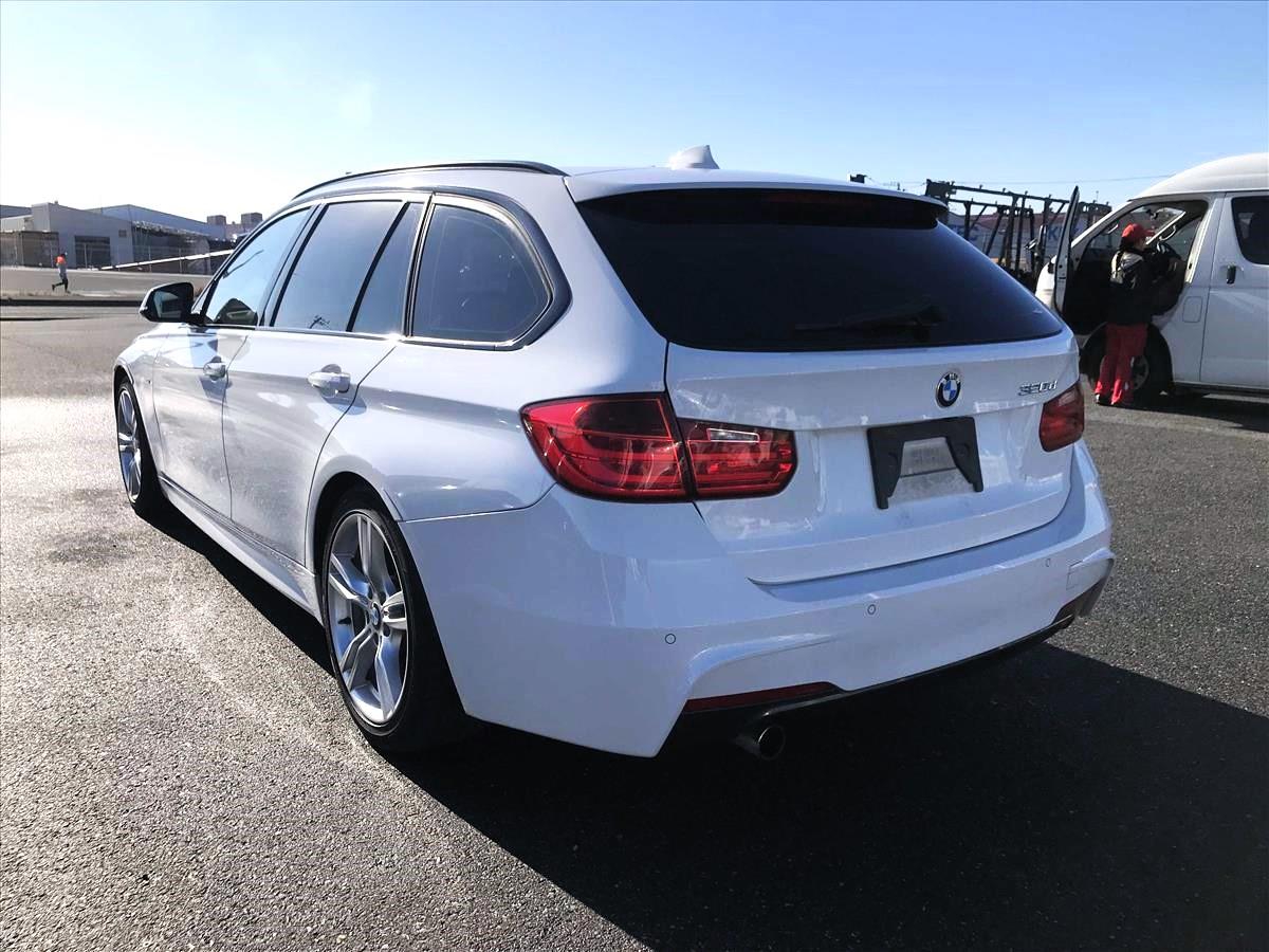 2015 BMW 320D