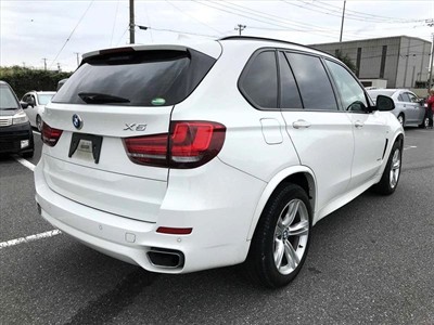 2017 BMW X5 - Thumbnail